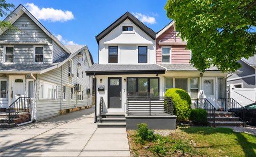 House in New York, New York, United States 1