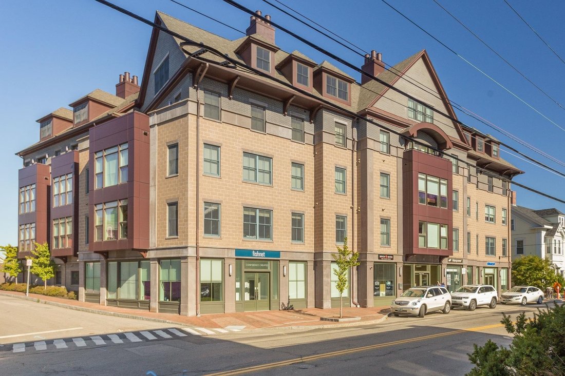 Condo in Portsmouth, New Hampshire, United States 1 - 18218304