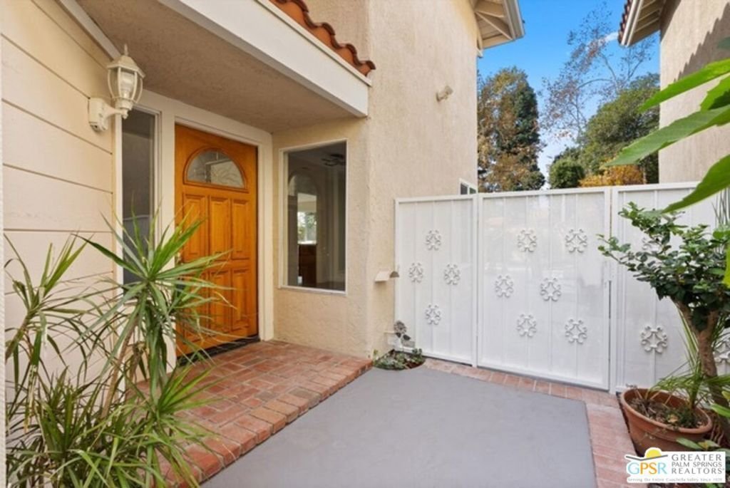 House in Irvine, California, United States 3 - 18216123