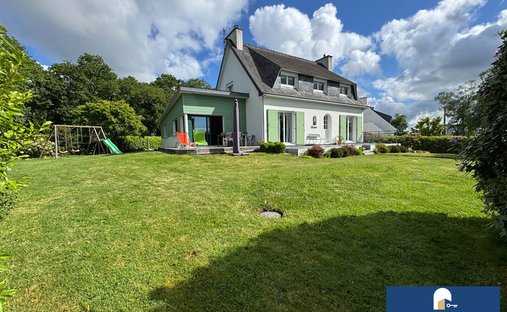 House in Saint-Evarzec, Brittany, France 1
