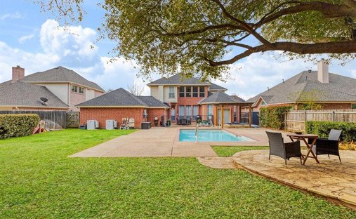 House in Arlington, Texas, United States 1