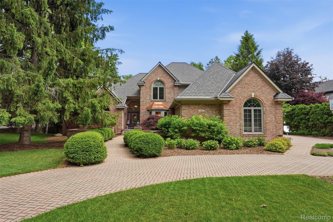 House in Township of Hamburg, Michigan, United States 1 - 18215851