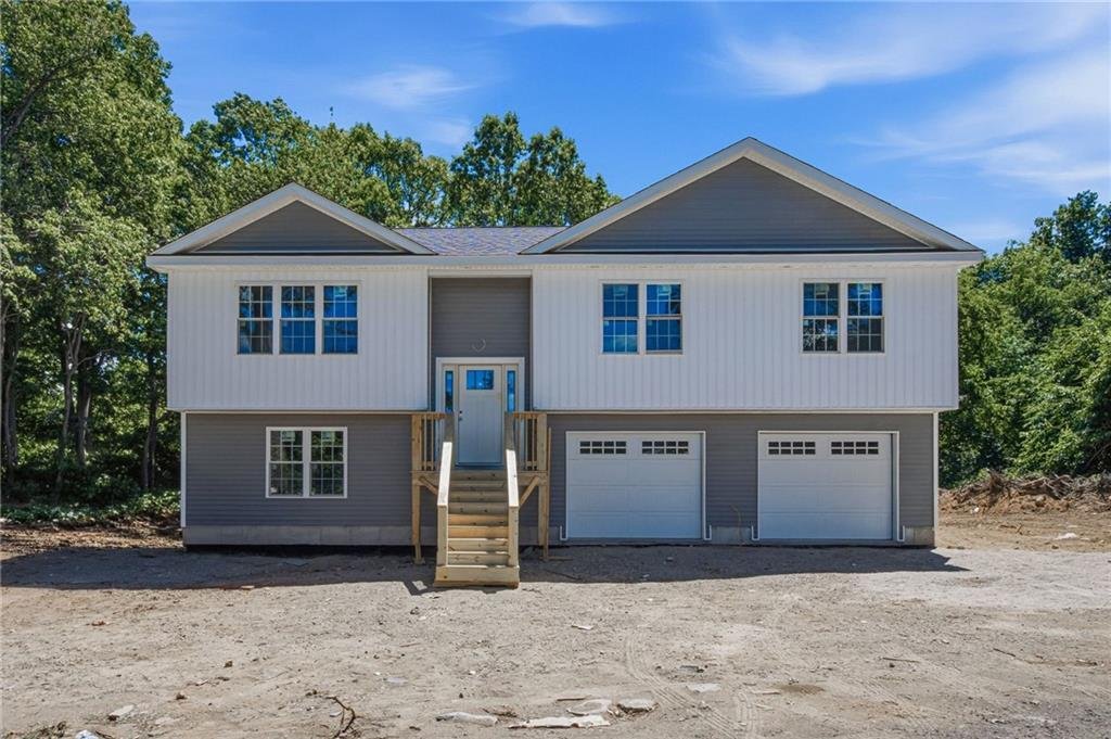 House in Johnston, Rhode Island, United States 1 - 18218241