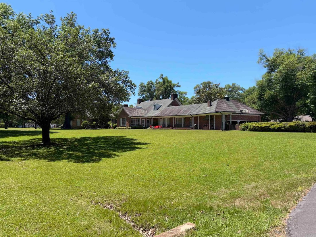 House in Pine Bluff, Arkansas, United States 3 - 18215325
