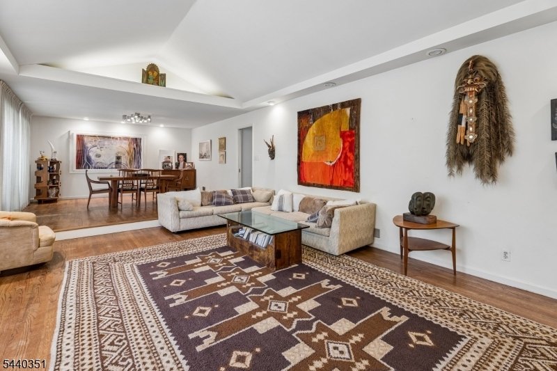House in Millburn Twp., New Jersey, United States 1 - 18215987