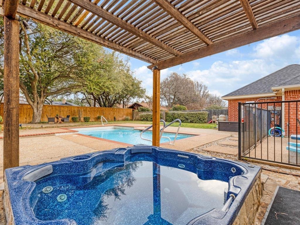 House in Arlington, Texas, United States 2 - 18217275