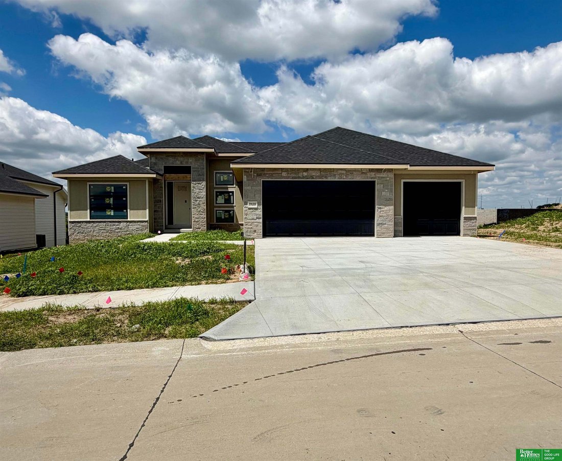 House in Omaha, Nebraska, United States 1 - 18213686