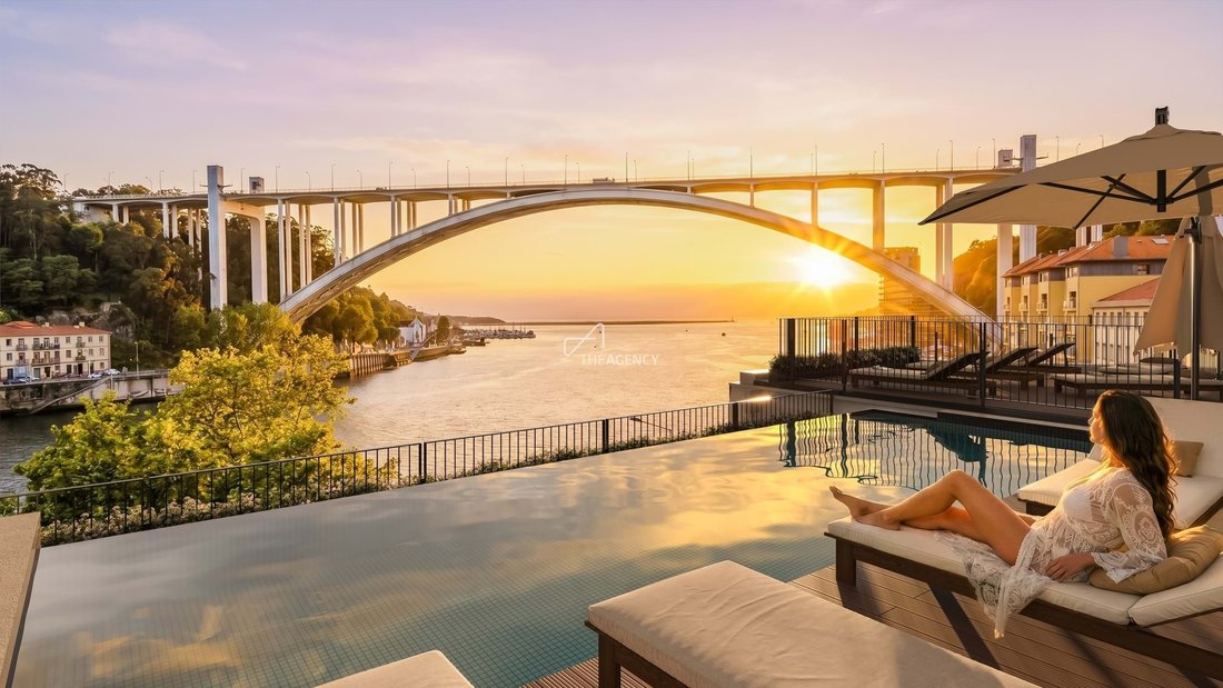Apartment in Lordelo do Ouro e Massarelos, Porto District, Portugal 3 - 18214566