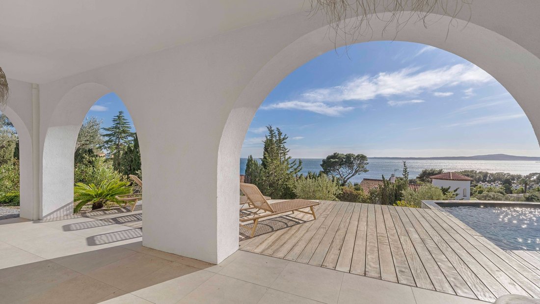 House in Les Issambres, Roquebrune-sur-Argens, France 3 - 17223396