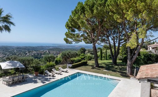 House in Plan de Noves, Vence, France 1