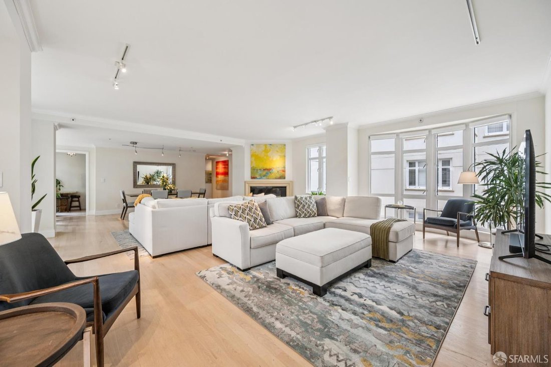 Condo in San Francisco, California, United States 2 - 18214941