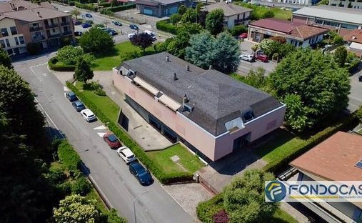 Villa in Azzano San Paolo, Lombardy, Italy 1