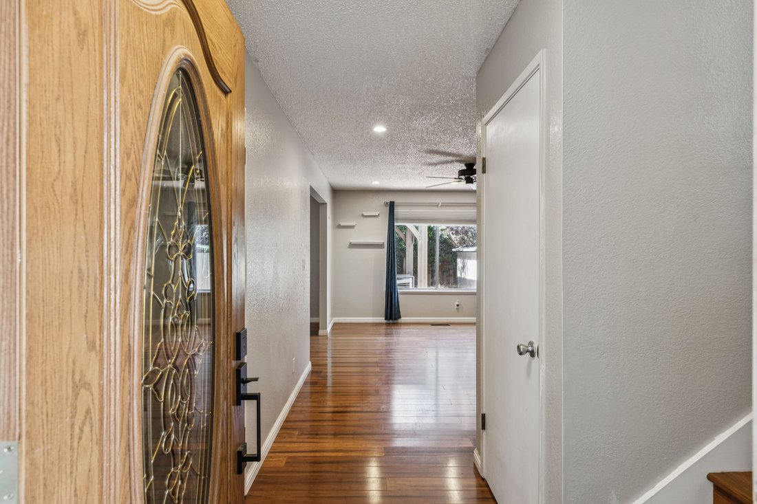 House in Petaluma, California, United States 4 - 18214718