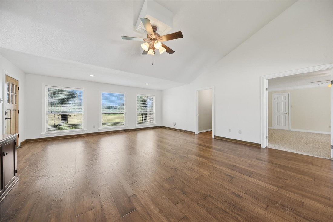 House in Columbus, Texas, United States 5 - 18216780
