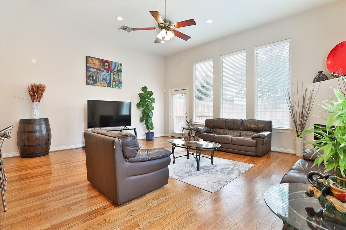 House in Houston, Texas, United States 5 - 18216796