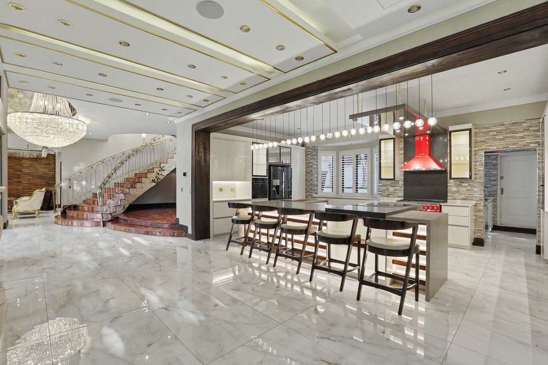 House in Sandton, Gauteng, South Africa 5 - 18217808