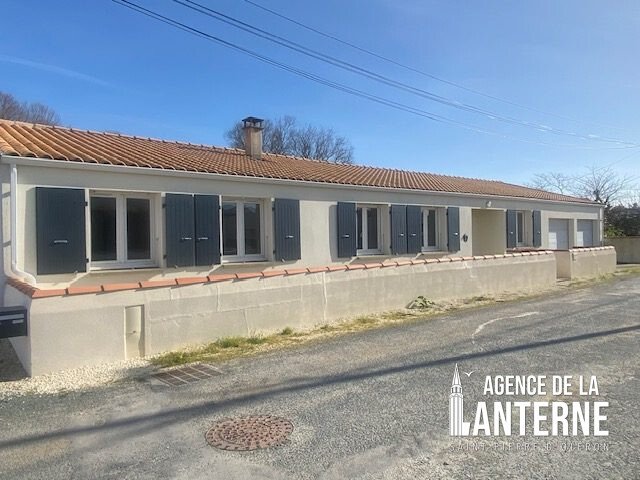 House in Saint-Pierre-d'Oléron, Nouvelle-Aquitaine, France 1 - 18043559