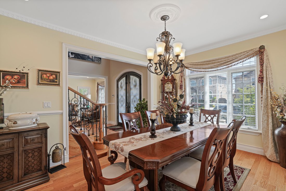 House in New York, New York, United States 4 - 18214521
