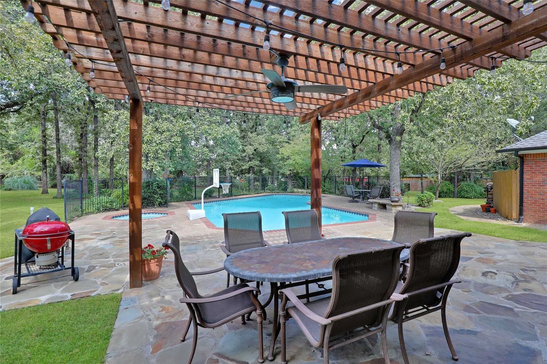 House in Grapevine, Texas, United States 4 - 18218412