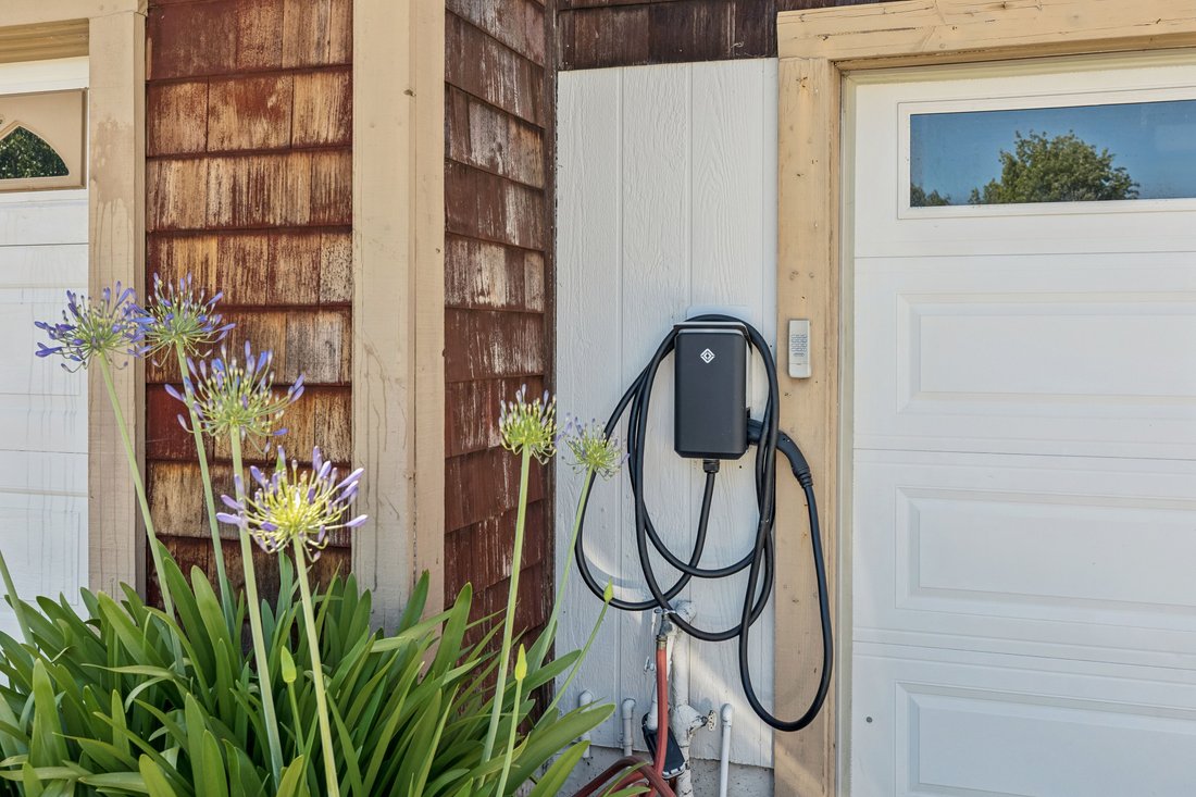 House in Petaluma, California, United States 3 - 18214718