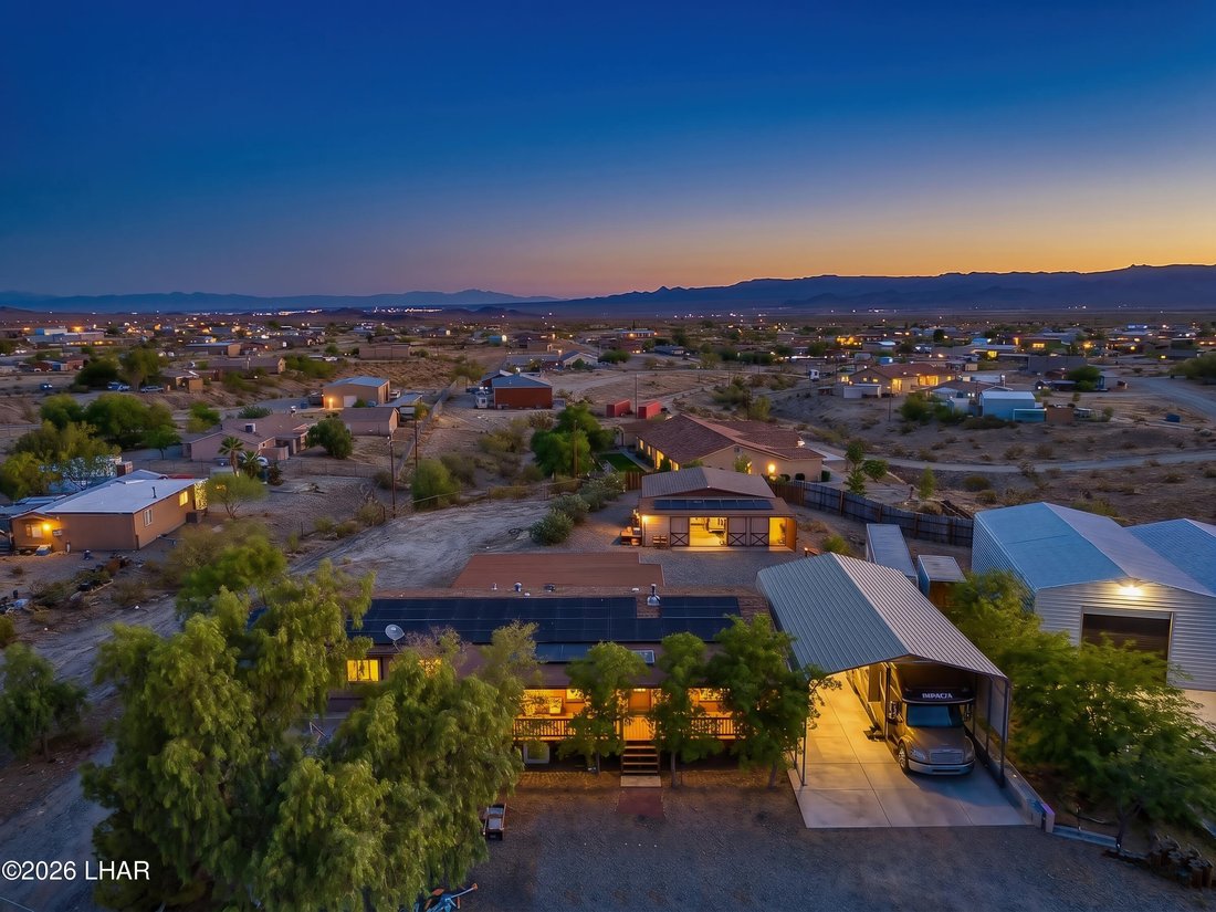 Desert Hills, Arizona, United States 1 - 18215254