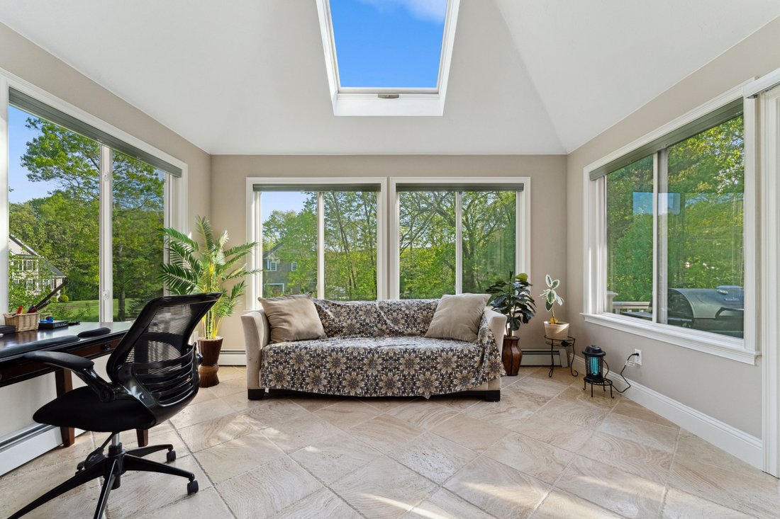 House in Shrewsbury, Massachusetts, United States 5 - 18214655