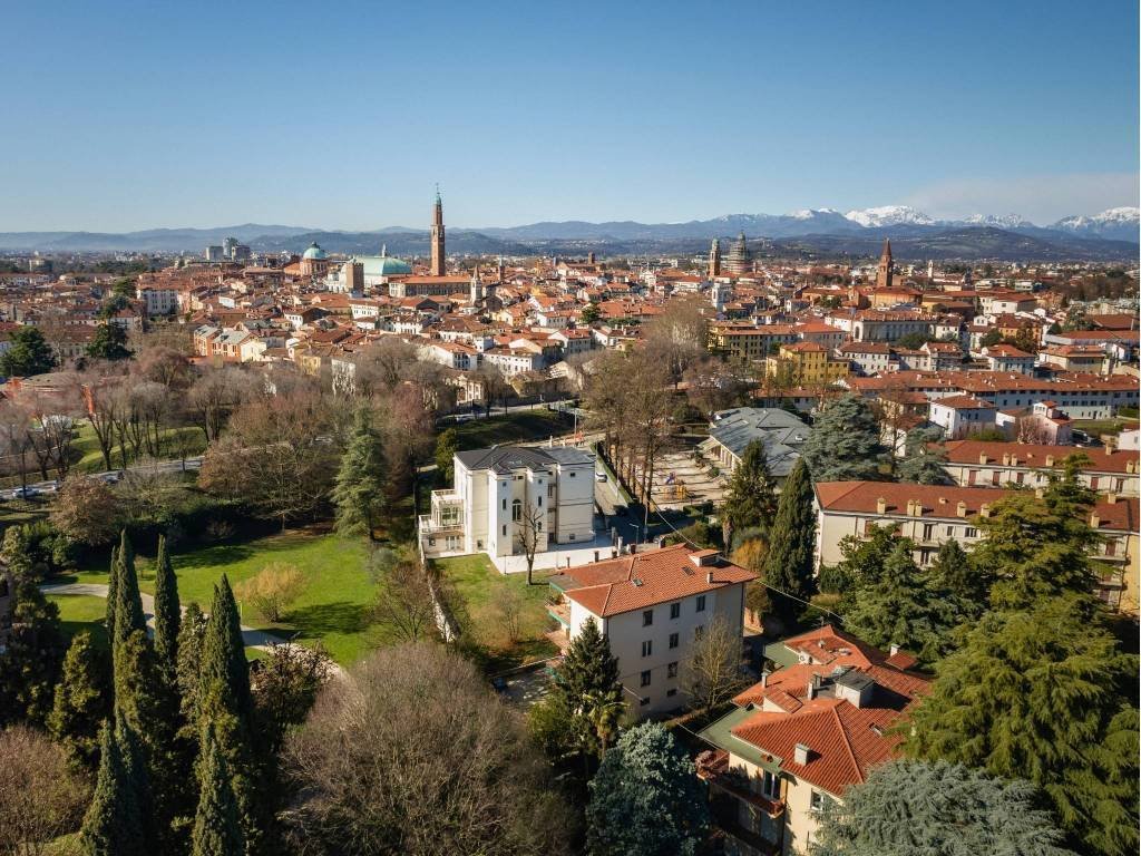 Villa in Center, Vicenza, Veneto 5 - 18218284