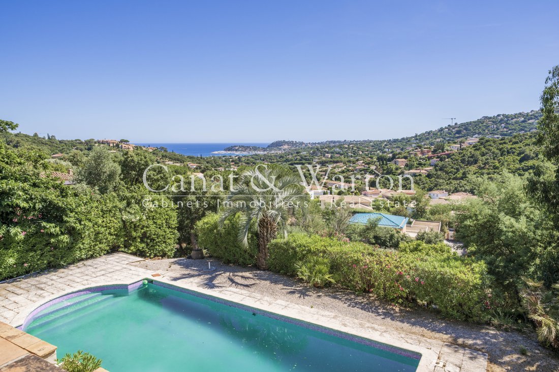 Villa in Sud, Cavalaire-sur-Mer, France 1 - 18086882
