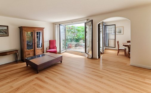 Appartement à Domaine National du Château, Versailles, France 1