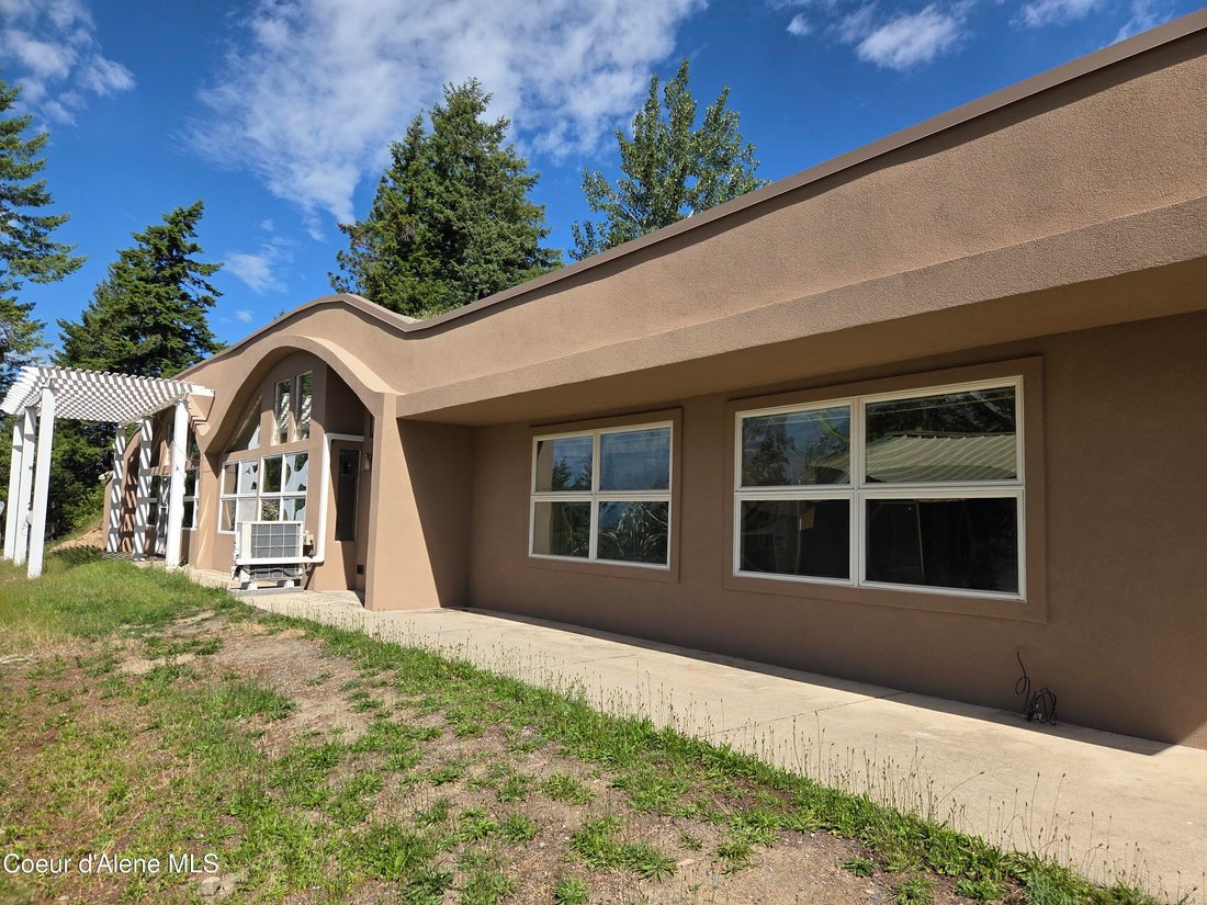 House in Cocolalla, Idaho, United States 1 - 18215130