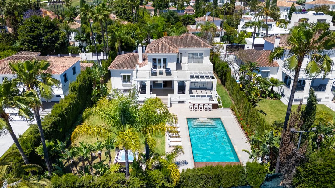 Villa in Nueva Andalucia, Marbella, Spain 1 - 18215240