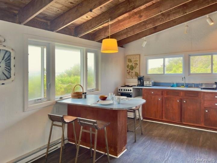 House in Yaphank, New York, United States 4 - 18214985