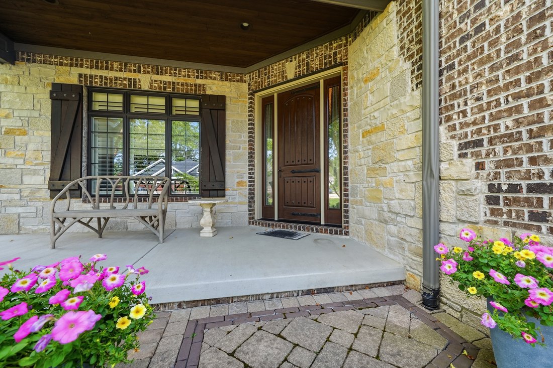 House in Valparaiso, Indiana, United States 4 - 18216477