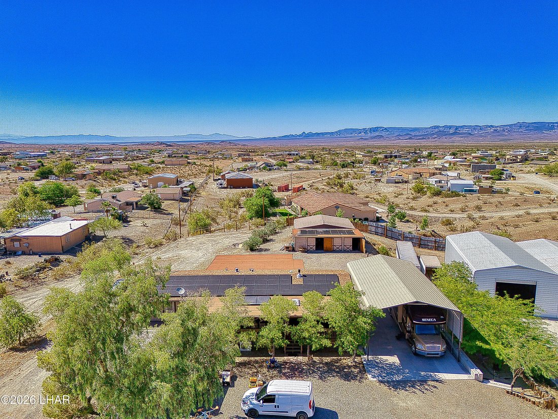 Desert Hills, Arizona, United States 2 - 18215254