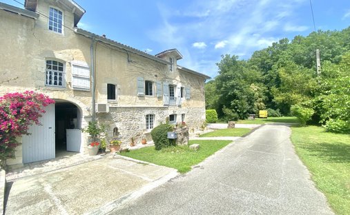 House in Bidache, Nouvelle-Aquitaine, France 1