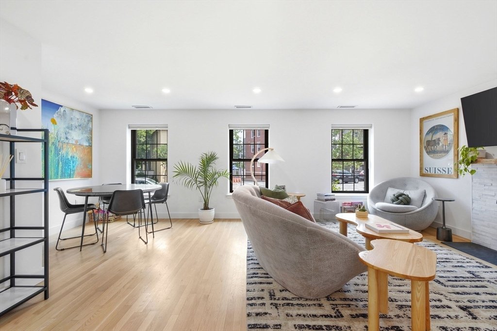 Condo in Boston, Massachusetts, United States 2 - 18217485