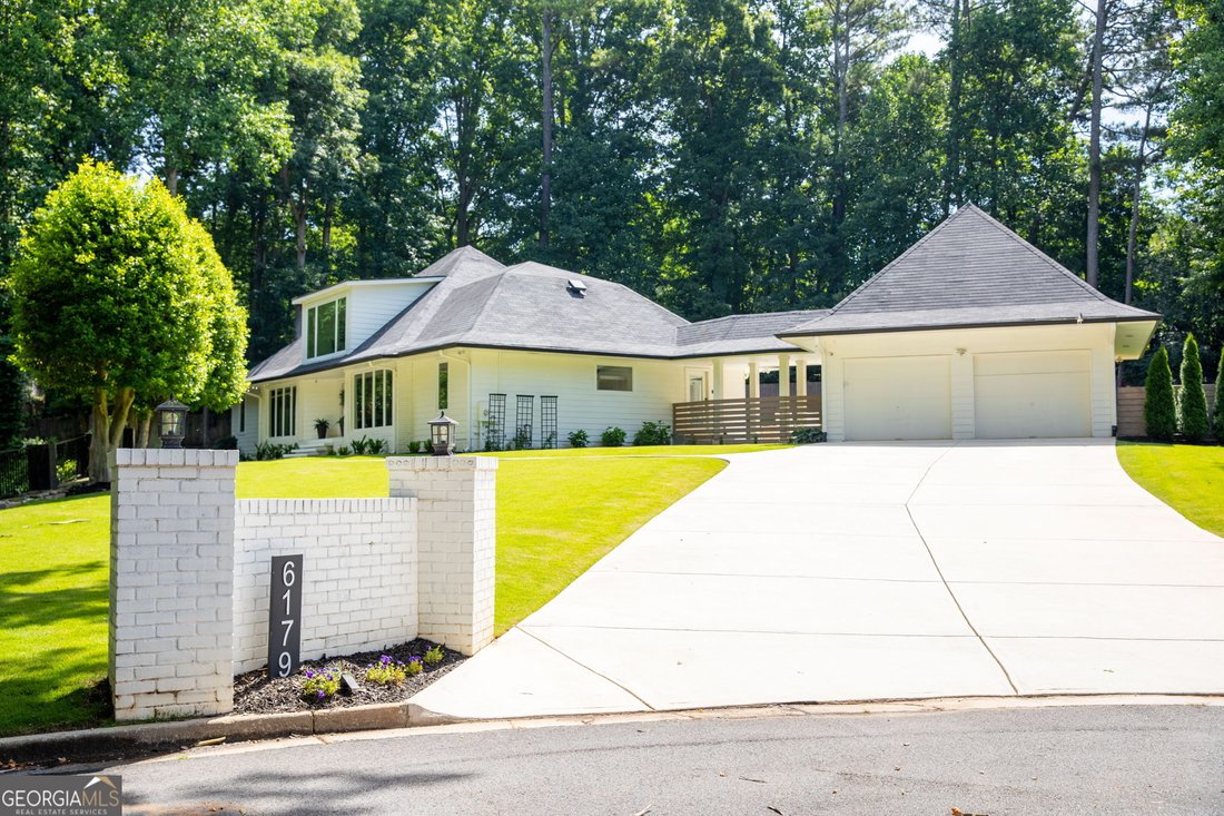 House in Stone Mountain, Georgia, United States 5 - 18217149