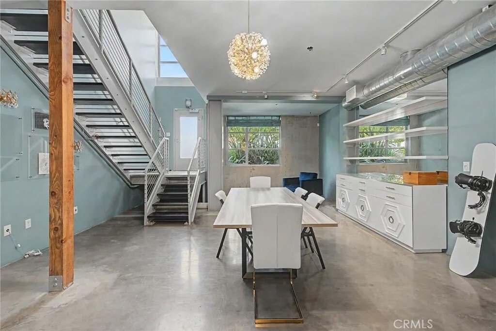 Condo in Los Angeles, California, United States 4 - 18216003