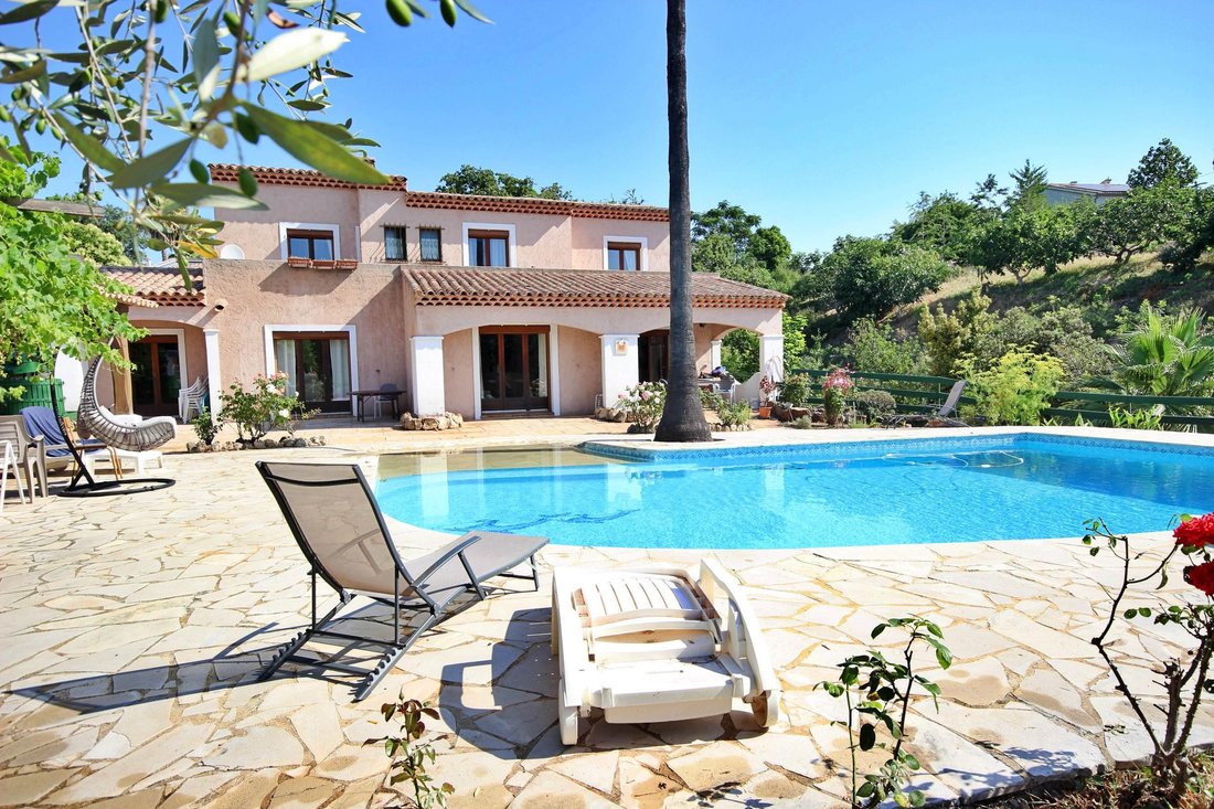 Villa in Fontmerle, Antibes, France 1 - 17412022