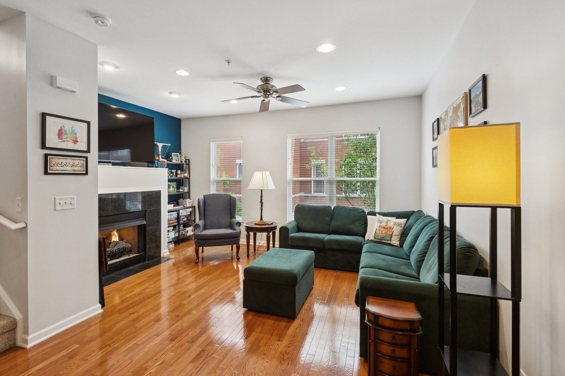 Townhouse in Evanston, Illinois, United States 4 - 18216469