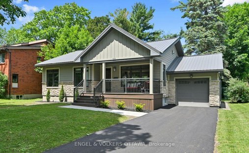 House in Ottawa, Ontario, Canada 1
