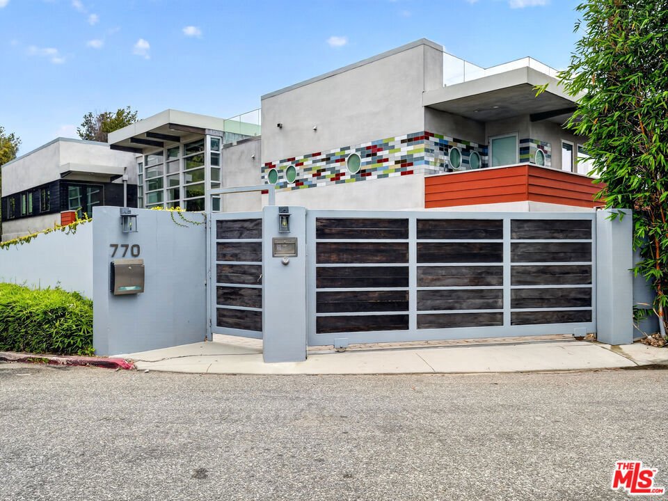 House in Los Angeles, California, United States 2 - 18216146