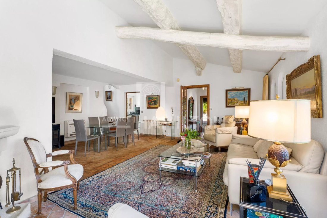 Villa in Châteauneuf-Grasse, Provence-Alpes-Côte d'Azur, France 4 - 18213433