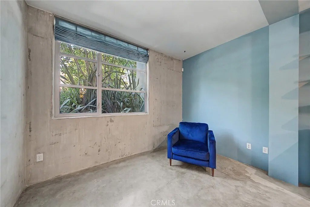 Condo in Los Angeles, California, United States 5 - 18216003