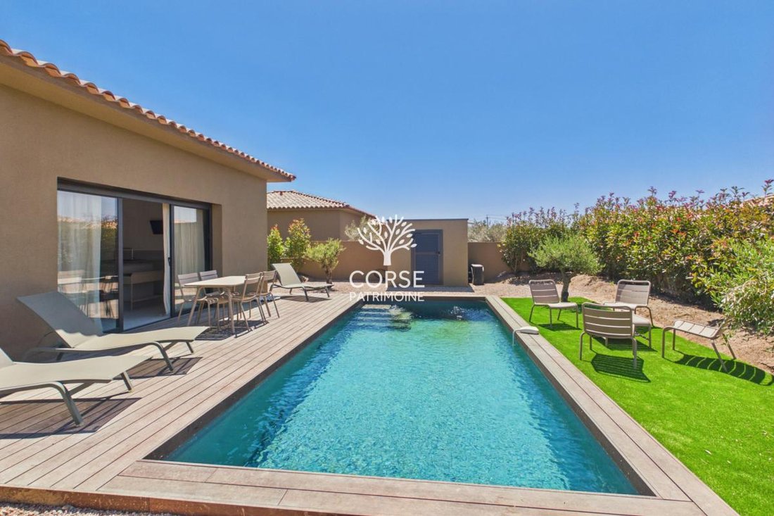 Villa in Porto-Vecchio, Corsica, France 2 - 17454950