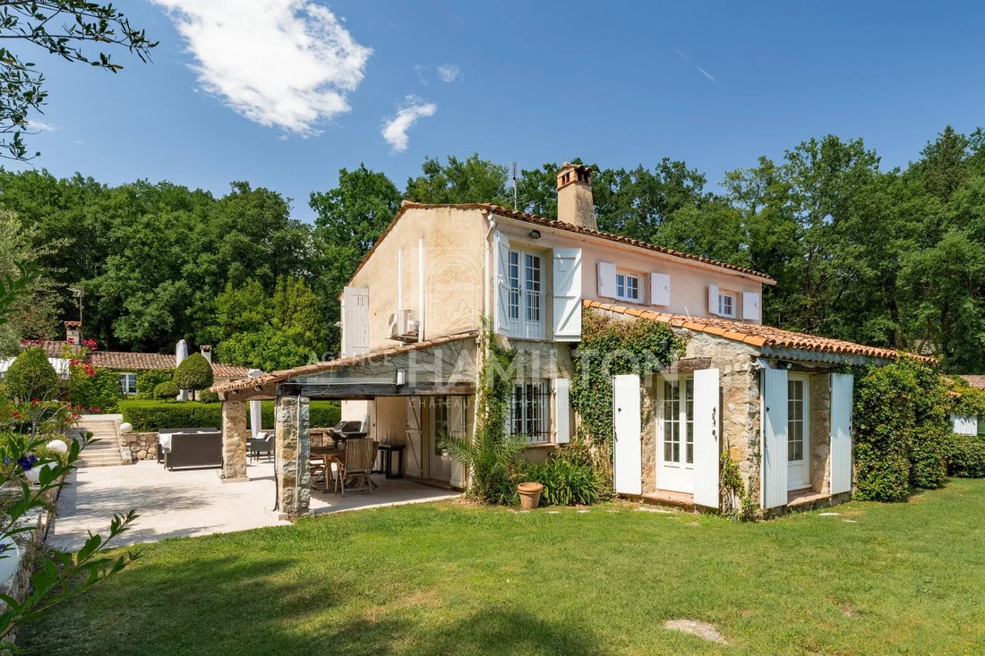 Villa in Châteauneuf-Grasse, Provence-Alpes-Côte d'Azur, France 3 - 18213433