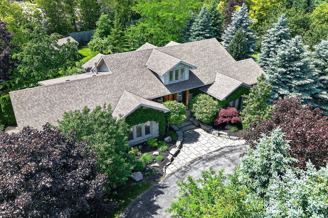 House in Collingwood, Ontario, Canada 2 - 18217475