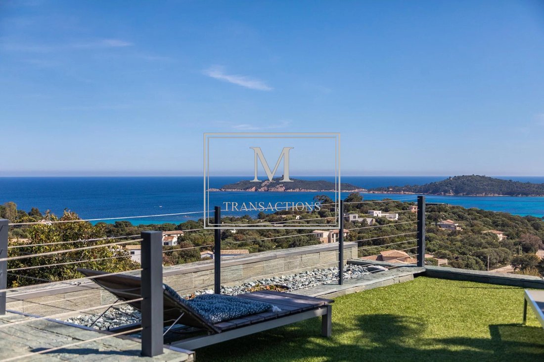 Villa in Zonza, Corsica, France 4 - 17688995
