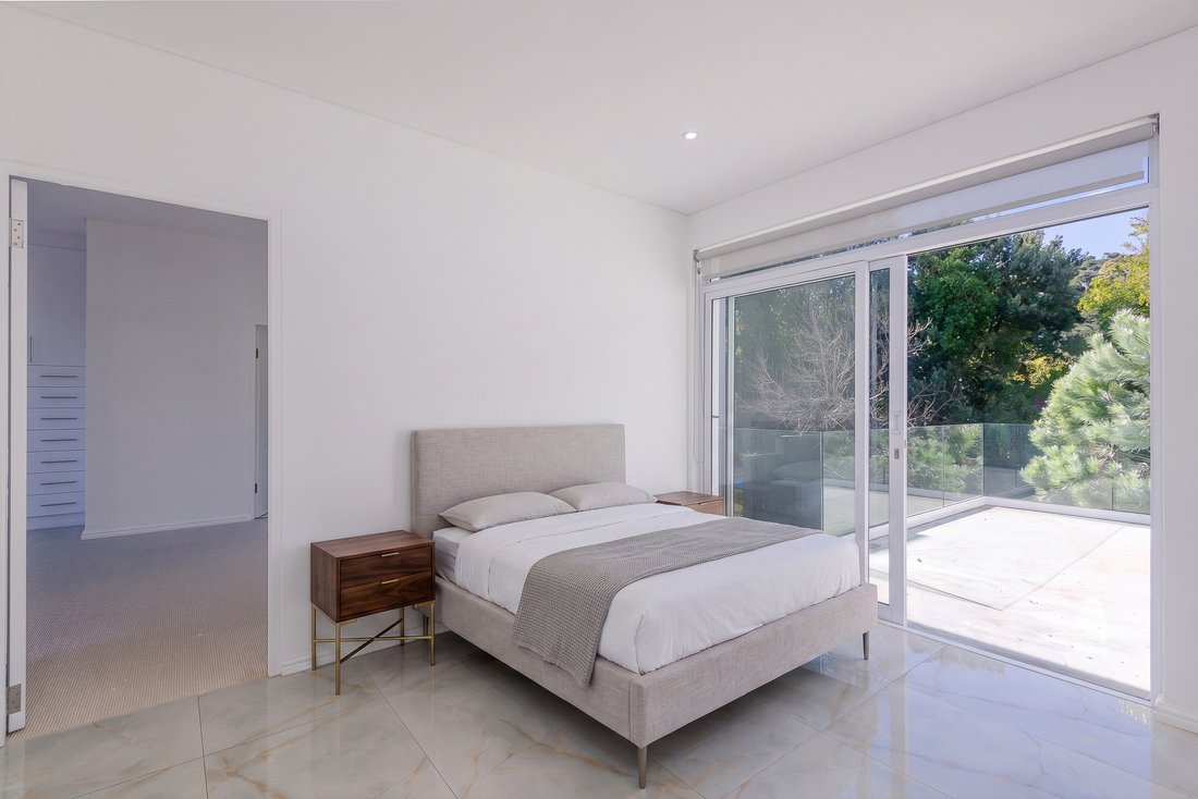 House in Bishopscourt, Cape Town, South Africa 3 - 18217801
