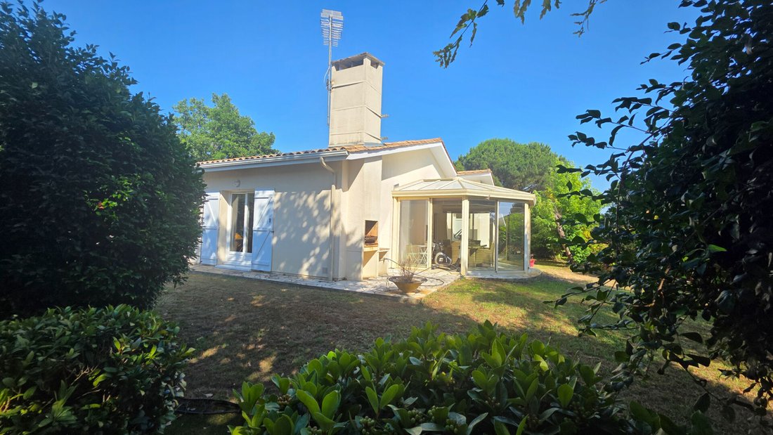 Villa in Sud Est, Andernos-les-Bains, France 2 - 18217775
